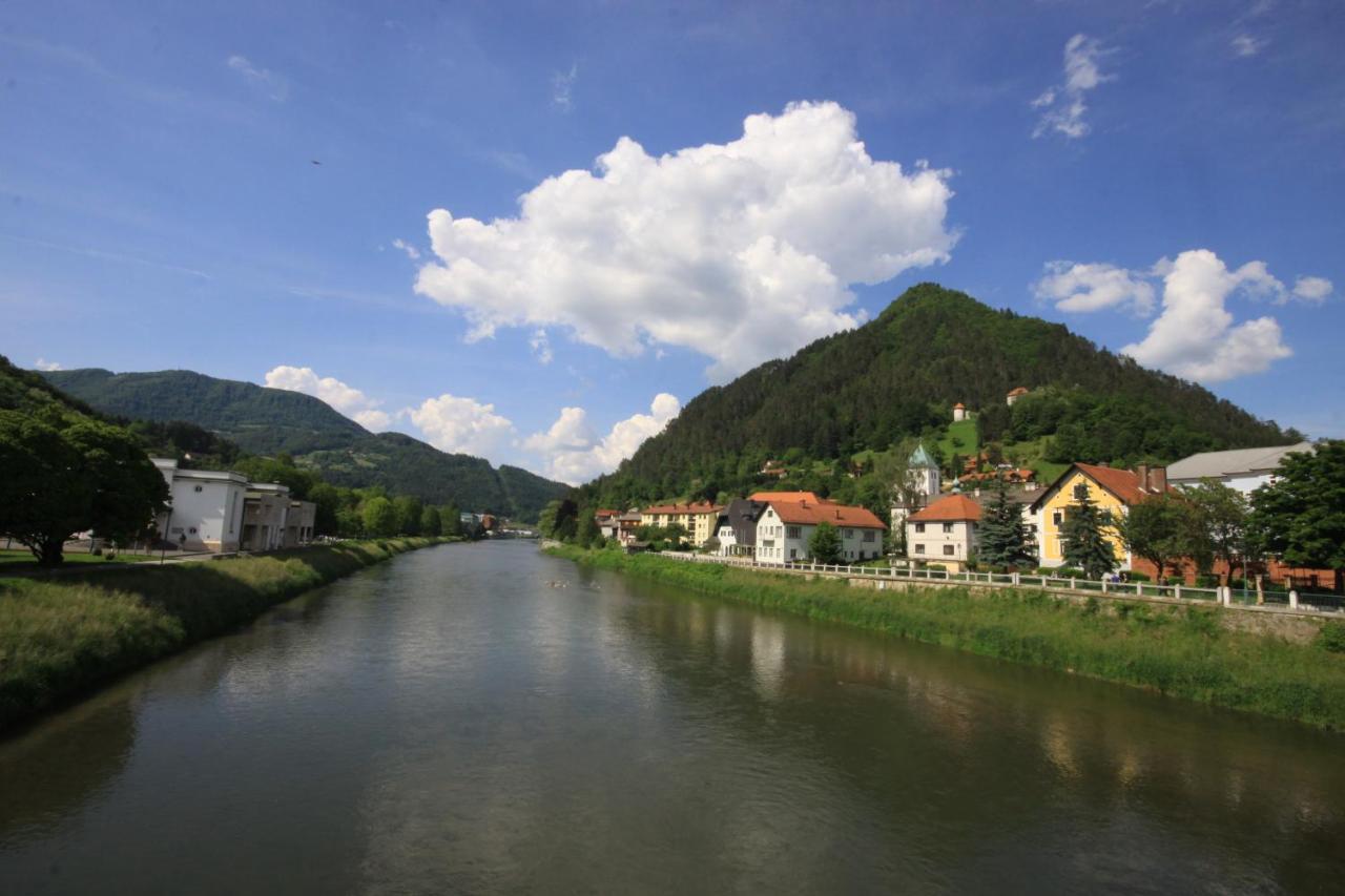 Na Kopitarjevi Hotel Laško Buitenkant foto